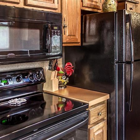 Suits Us Pigeon Forge Ngoại thất bức ảnh