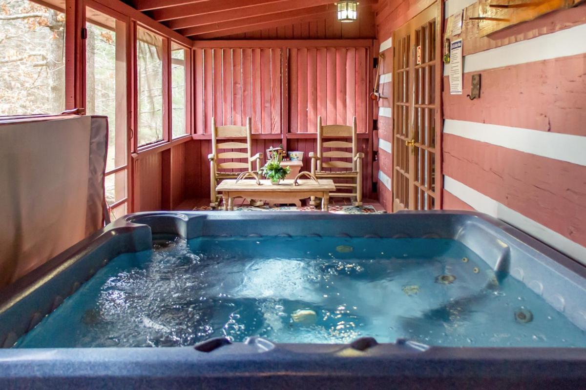 Suits Us Pigeon Forge Ngoại thất bức ảnh
