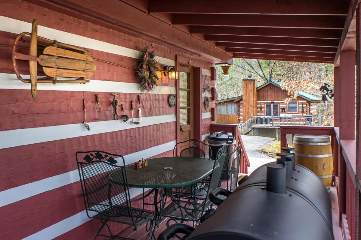 Suits Us Pigeon Forge Ngoại thất bức ảnh