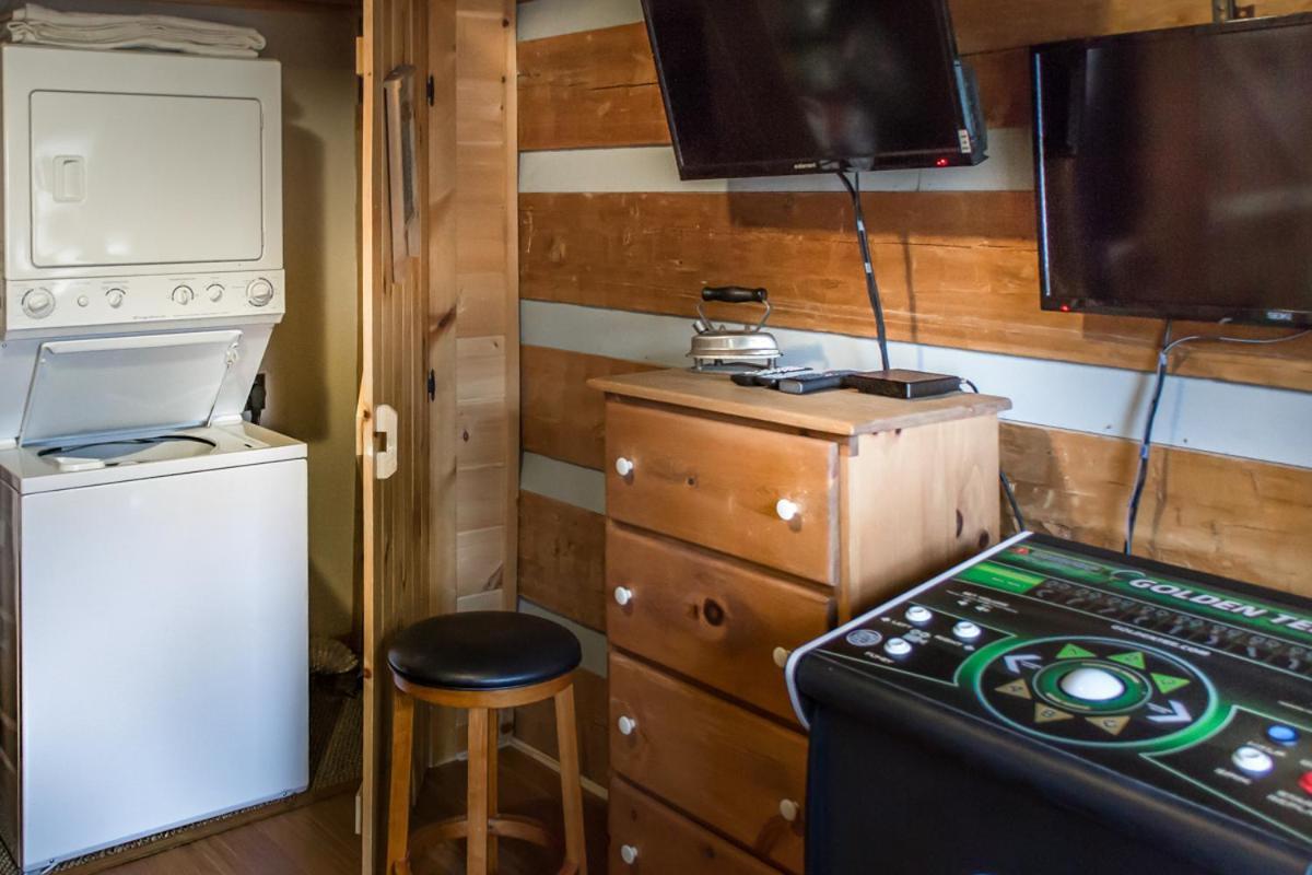 Suits Us Pigeon Forge Ngoại thất bức ảnh